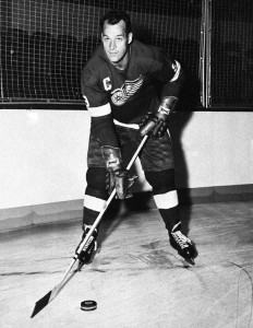 Gordie Howe, shown here with the 1959 Detroit Red Wings, died at age 88 on June 10, 2016. Credit: © AP Photo