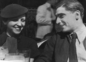 Portrait of photographers Gerda Taro (left) and Robert Capa, 1936. Credit: © Fred Stein Archive/Getty Images