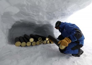 The ice cores and their tubes putting together in the snow cave. Credit: © Sarah Del Ben, Wiltouch/Fondation UGA