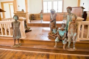 Statues whitney plantation. Credit: Corey Balazowich (licensed under CC BY-ND 2.0) 