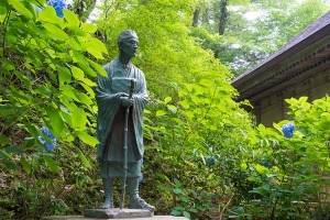 Statue of the haiku poet Basho in Iwate, Japan © beibaoke, Shutterstock