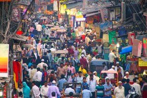 A street market in Delhi, India, in 2014. Credit: © Don Mammoser, Shutterstock